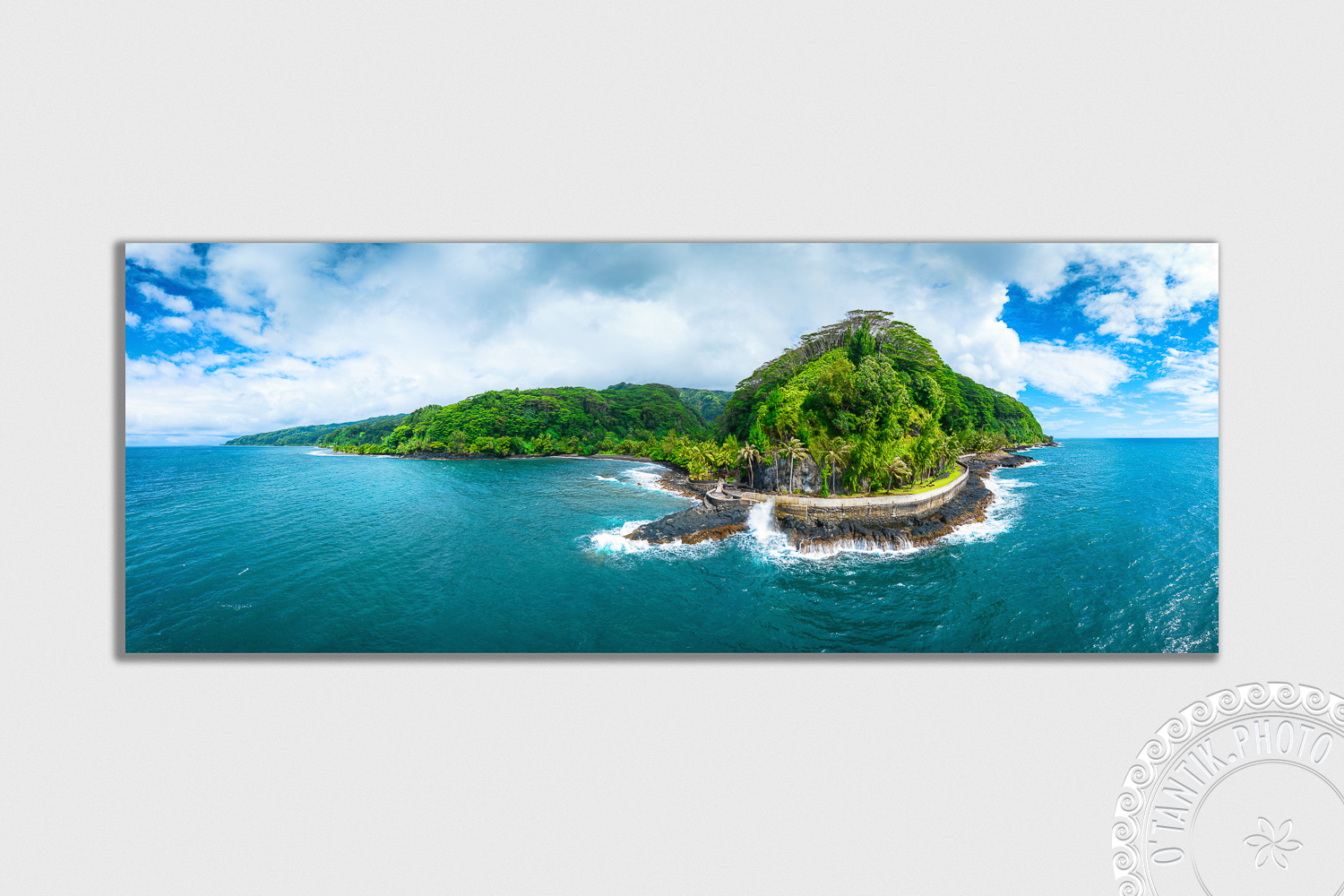 Tiarei - Trou du Souffleur - TAHITI