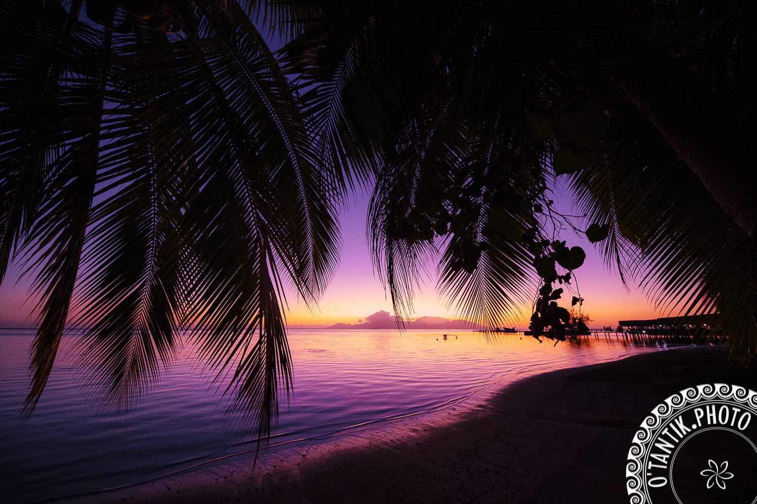 Tahiti - Soleil couchant sur Moorea