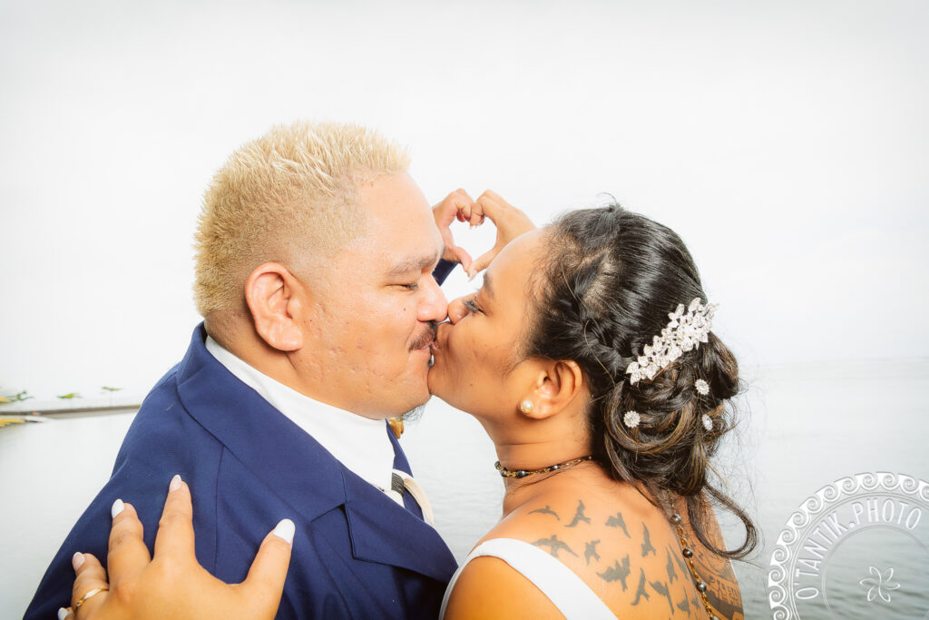 Portrait fine art de Maruia et Moehau lors de leur mariage à Mahina à Tahiti